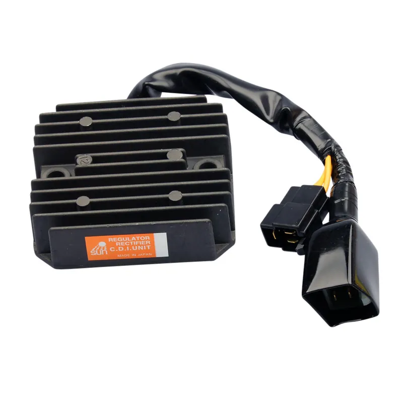 Spannungsregler Regler für Honda NTV 650 Revere # 1988-1997 # 31600-MS9-003 Markenware