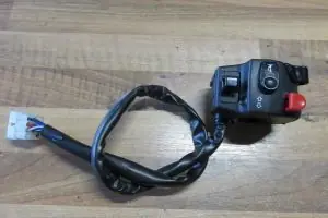 Neu Im Sortiment Blinkerschalter universal mit 5 Funktions. gebr.