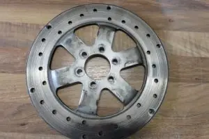 Online Kaufen Bremsscheibe 235mmhinten V35-V65 SP gebraucht