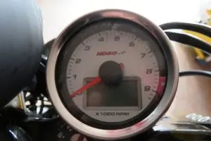 Drehzahlmesser Elektr. Koso mit Öltemperatur Top-Preis