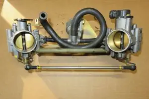 Drosselklappengehäuse komplett (1100) gebraucht Neuheit