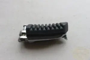 Sale Fußraste vorne rechts V9 kplt gebraucht