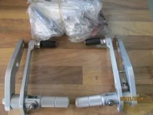 Fußrastenanlage Set V7 Cafe Abverkauf