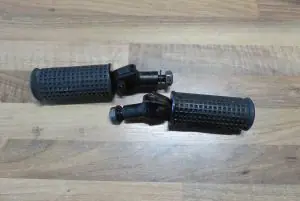 Fußrastensatz Fahrer Imola/Monza gebraucht Top-Preis