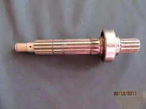 Bestseller Getriebeausgangswelle V35,V50 gebraucht