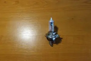 Glühlampe H4 12V 60/55W Hauptsch. Xenon Kracherpreis