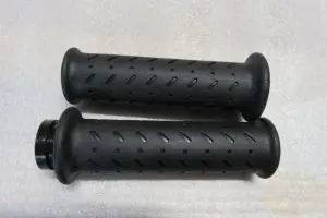 Finale Aktion Griffgummisatz mit Gasgriff V9