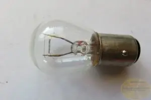 Glühlampe 12V 21/5W Rück.-Bremslicht Kostenloser Versand