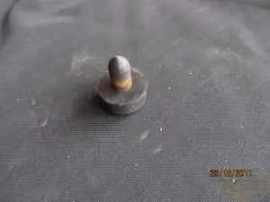 Gummi Stopfen unter Sitzbank Nur Heute