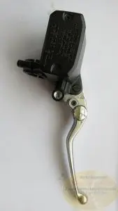 Handbremszylinder 1200 Sport/Norge/Griso/Stelvio/Bellagio Letzte Chance