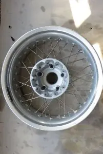 Hinterrad BMW Speichenrad silber 5,5x17 gebraucht Beliebt