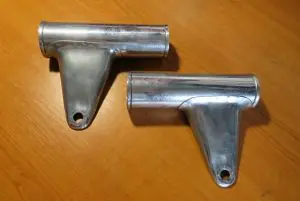 Lampenhalter Satz V65 rechts + links gebraucht 16 cm Angebot