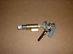 Garantierte Lieferung Lenkradschloß MG