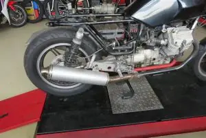 Knallerangebot Mistral Auspuffanlage Alu rund V65 Lario