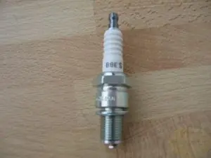 Direkt Vom Hersteller NGK B8ESMG V35 Nev.'92-,V 75 '92- Flor, V65 Polizia