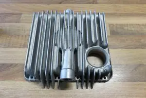 Markenware Ölwanne V75 silber gebraucht