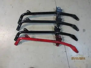 Rahmenunterzug V50 Monza rechts gebraucht Nur Für Kurze Zeit