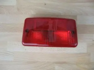 Rücklicht kpl. Cal. 3,1000 S,V65 Florida gebraucht Top-Angebot