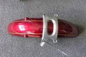 Begrenztes Angebot Schutzblech vorn V75 Nevadaamaranto gebraucht