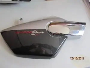 Seitendeckel Nevada 05 rechts silber/schwarz gebraucht Markenprodukt