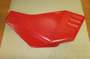 Seitendeckel V65 TT rechtsunlackiert Kostenloser Versand