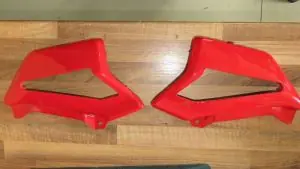 Seitendeckelsatz Breva 750 rot gebraucht Aktuell