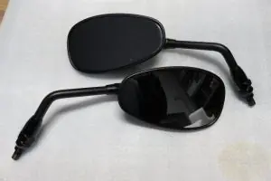 Spiegelsatz V7/V9 schwarz Ausverkauf