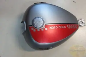 Tank V9 Bobber/Roamer silber, mit Dekor Schneller Versand