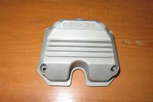 Geprüft Ventildeckel V75 gebraucht