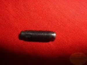 Sonderangebot Ventileinstellschraube Lario m. Käppchen