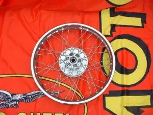 Vorderrad 750 Nevada Base/Club, Speiche 2.15x18 Neu