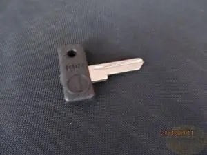 Kostenloser Rückversand Zündschlüssel Rohling Griff eckig für alte Modelle mit Klappschlüssel