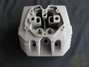 Zylinderkopf V50I rechts Nur Heute