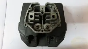 Zylinderkopf V65 FL/NTX links schwarz gebraucht Neu